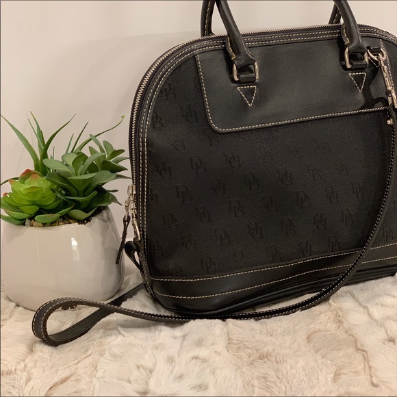 Dooney & Bourke Handbags - Dooney & Bourke Black Signature Satchel